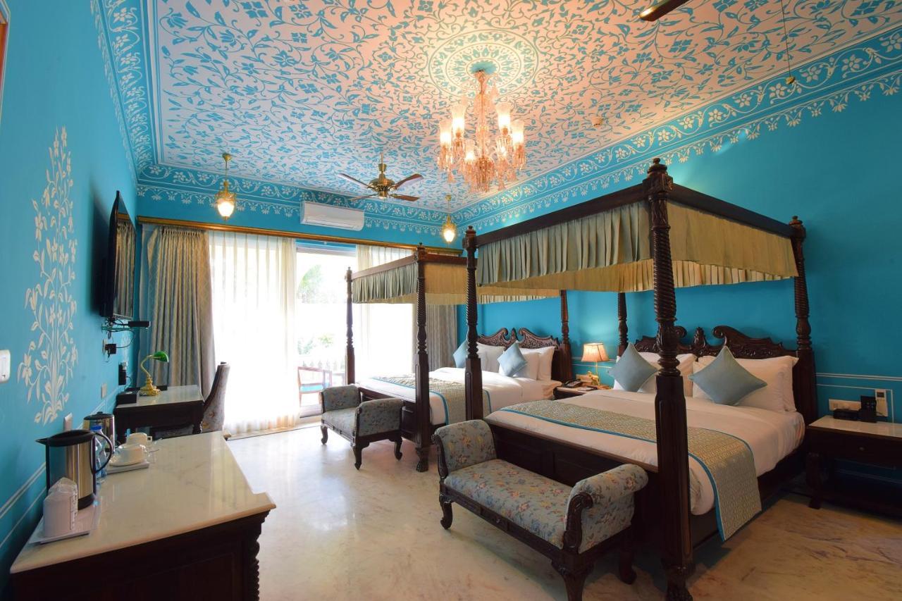 ยูเมด ฟาร์ม รีสอร์ต- อะเลกาซี วินเทจ สเตย์ อิน ชัยปุระ Hotel ภายนอก รูปภาพ