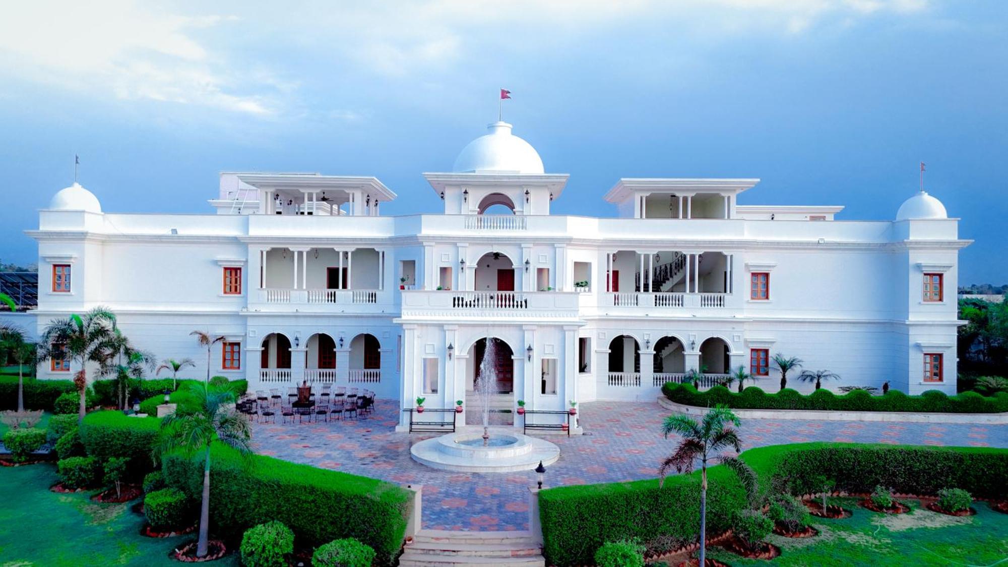 ยูเมด ฟาร์ม รีสอร์ต- อะเลกาซี วินเทจ สเตย์ อิน ชัยปุระ Hotel ภายนอก รูปภาพ