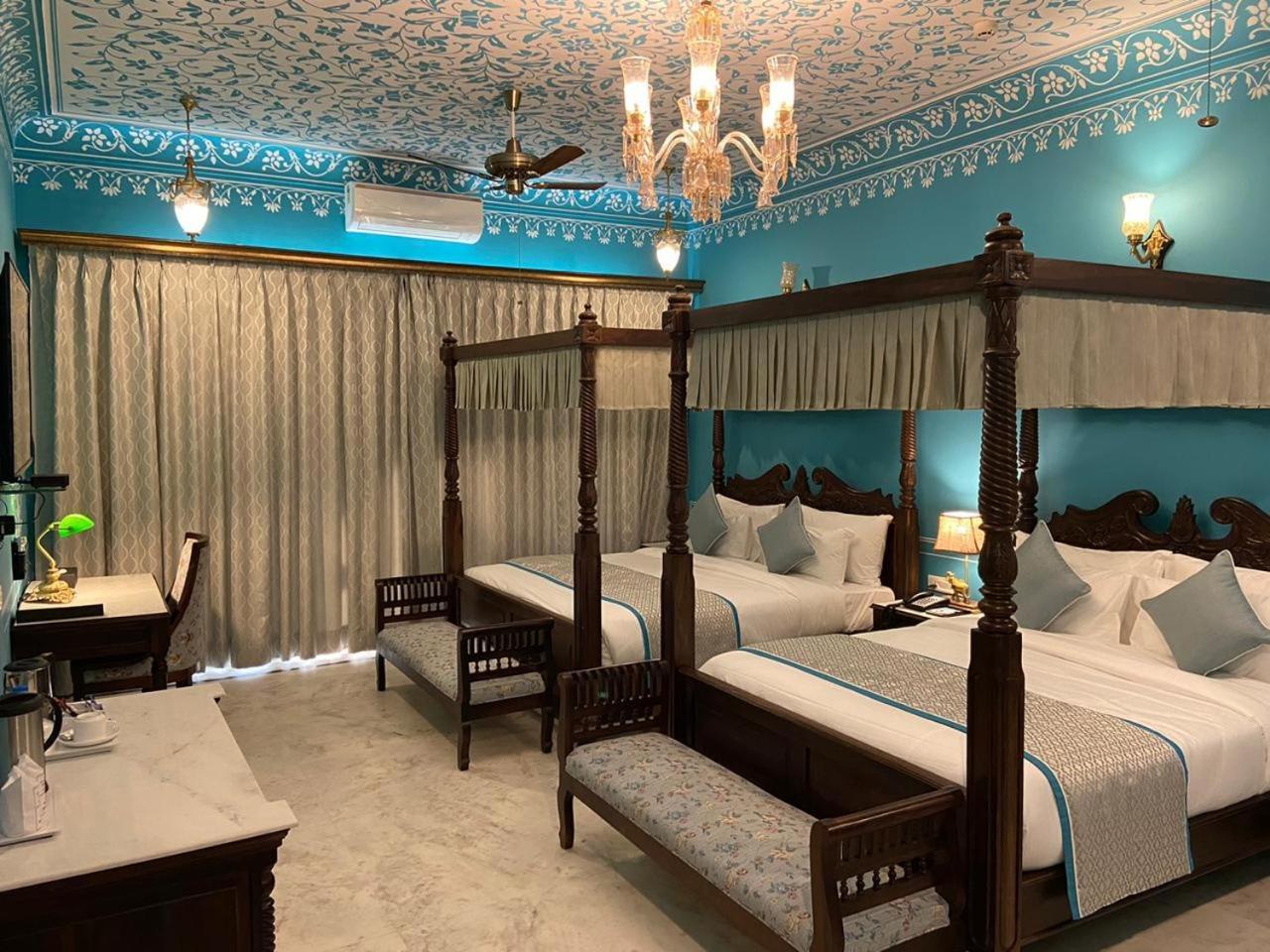 ยูเมด ฟาร์ม รีสอร์ต- อะเลกาซี วินเทจ สเตย์ อิน ชัยปุระ Hotel ภายนอก รูปภาพ